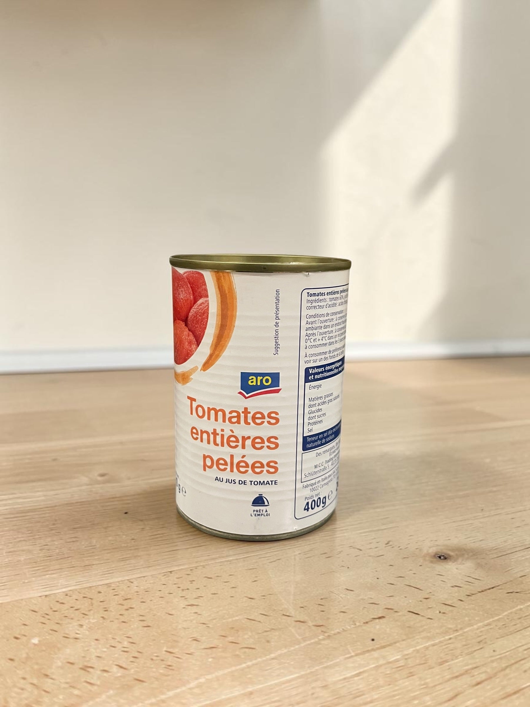 Tomates entières pelées